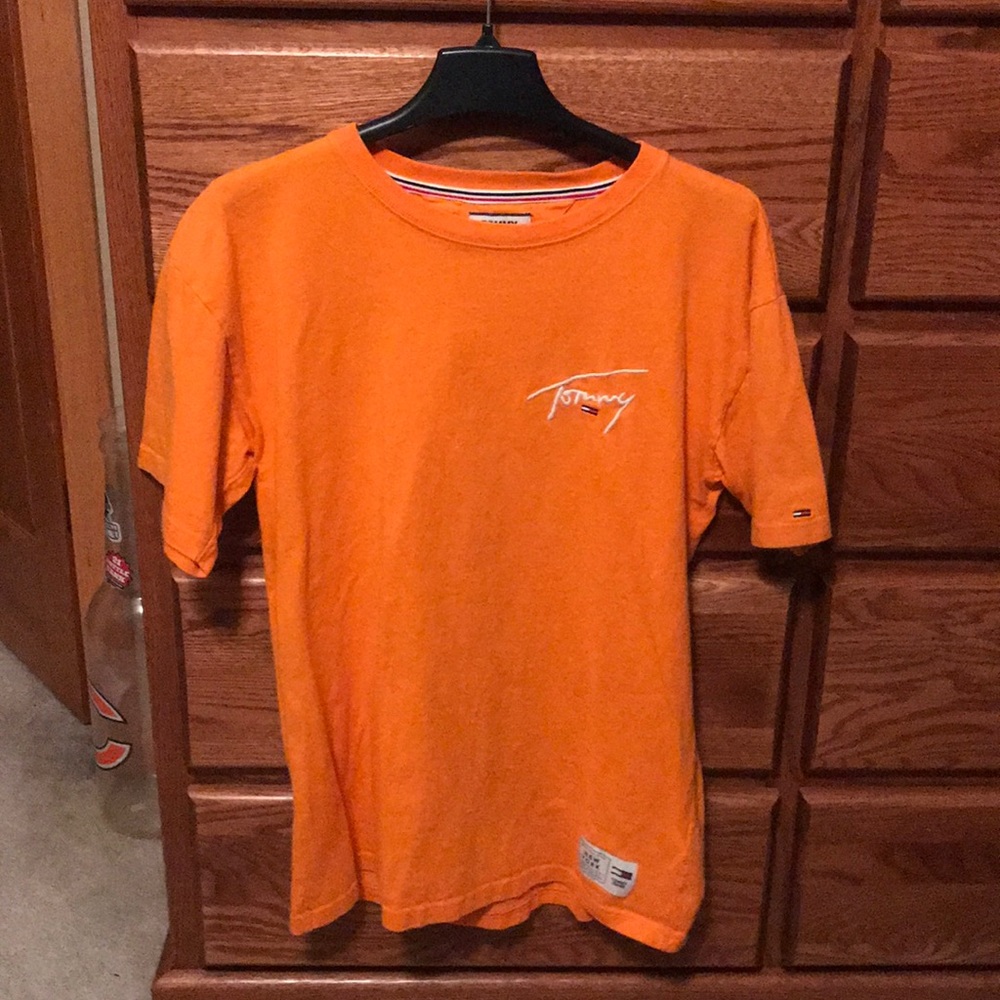 Orange Tommy Hilfiger T-shirt